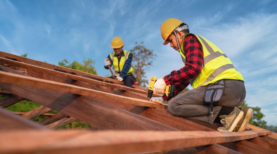Professional Flat Roofing Installation services in Smilax, KY